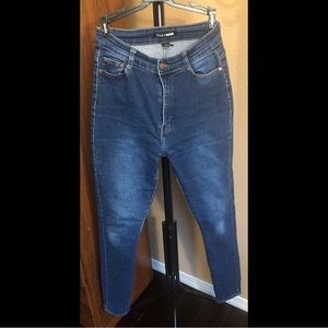 Pants      Brand:Fashion Nova     Size:9